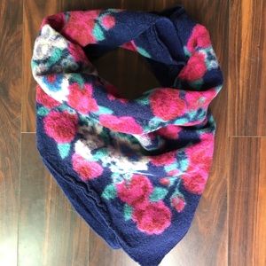 Navy Felt Floral Scarf